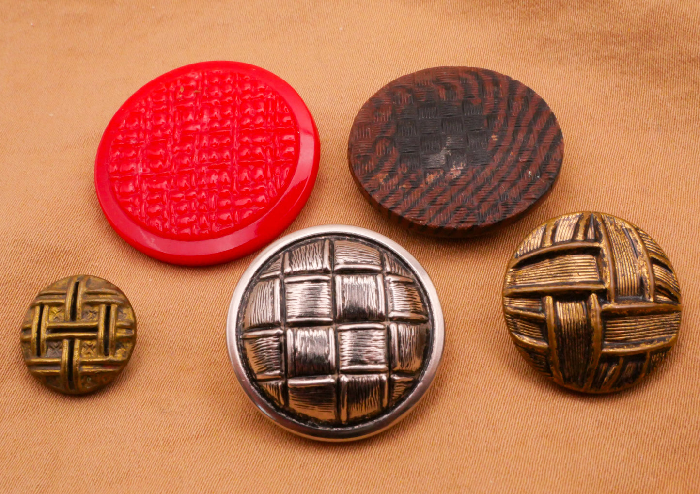 Weave Woven Look Vintage Button Various 13-27mm