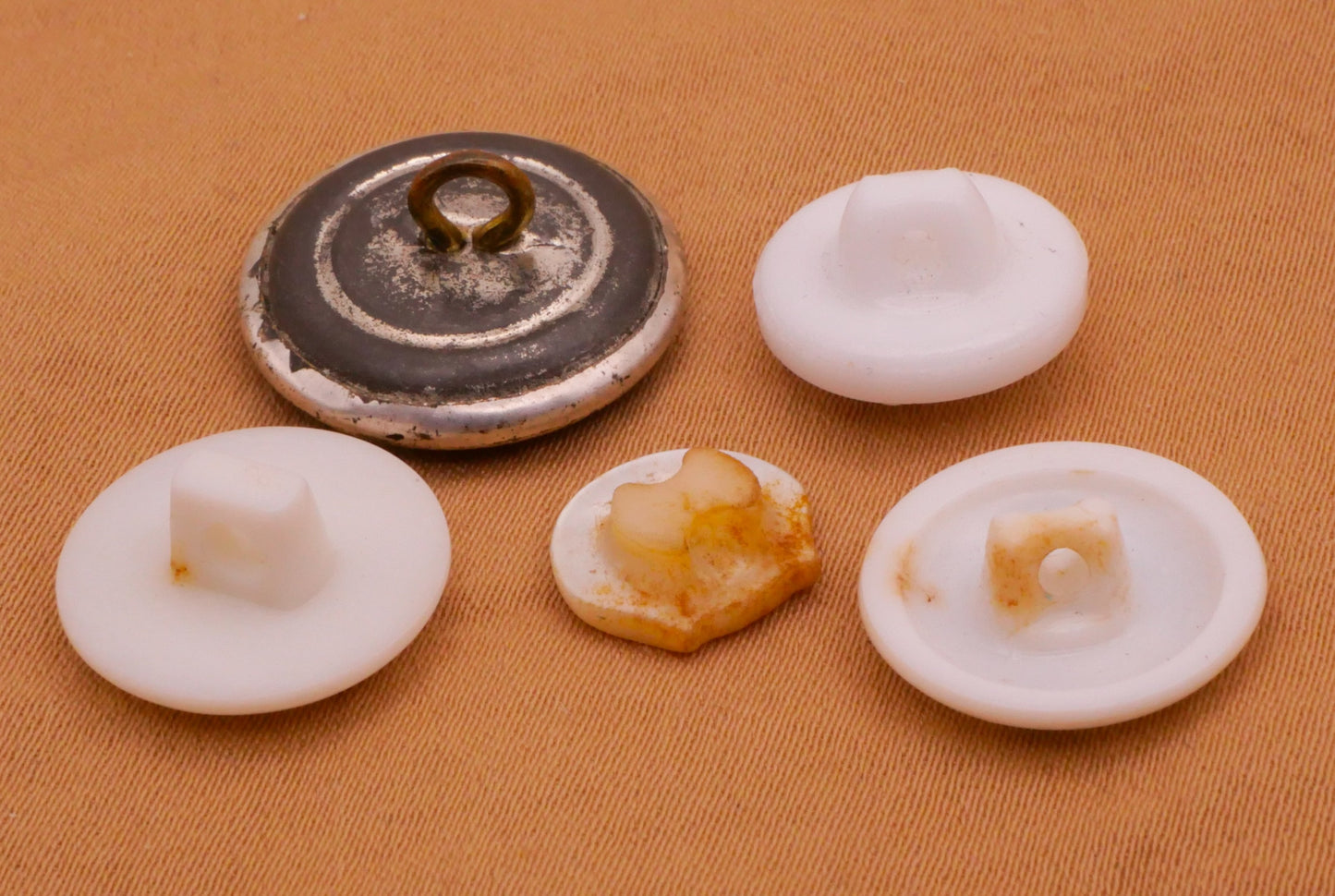 Cat Kitty Choice of Material Vintage Button Various 9-18mm