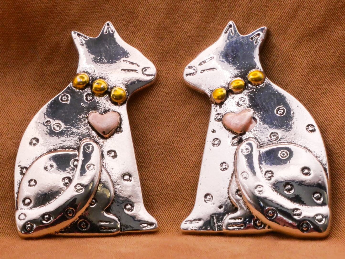 Cat Kitty Heart Hammered Artisan Look Multi-Tone Metal Button Various 23x34mm