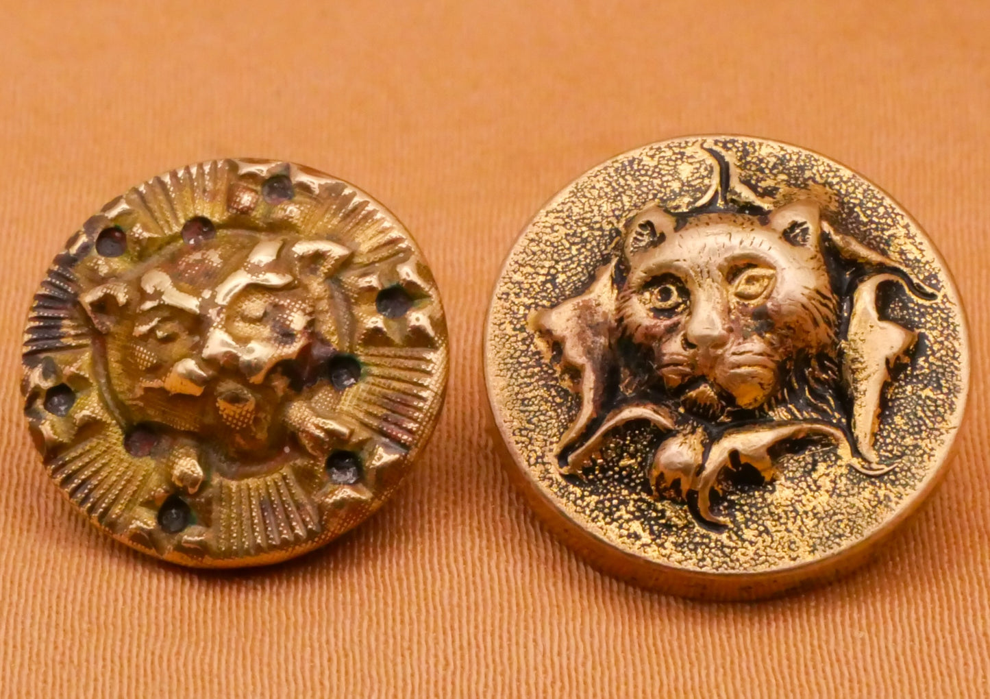 Cat Face Victorian Metal Brass Button Various 14-16mm
