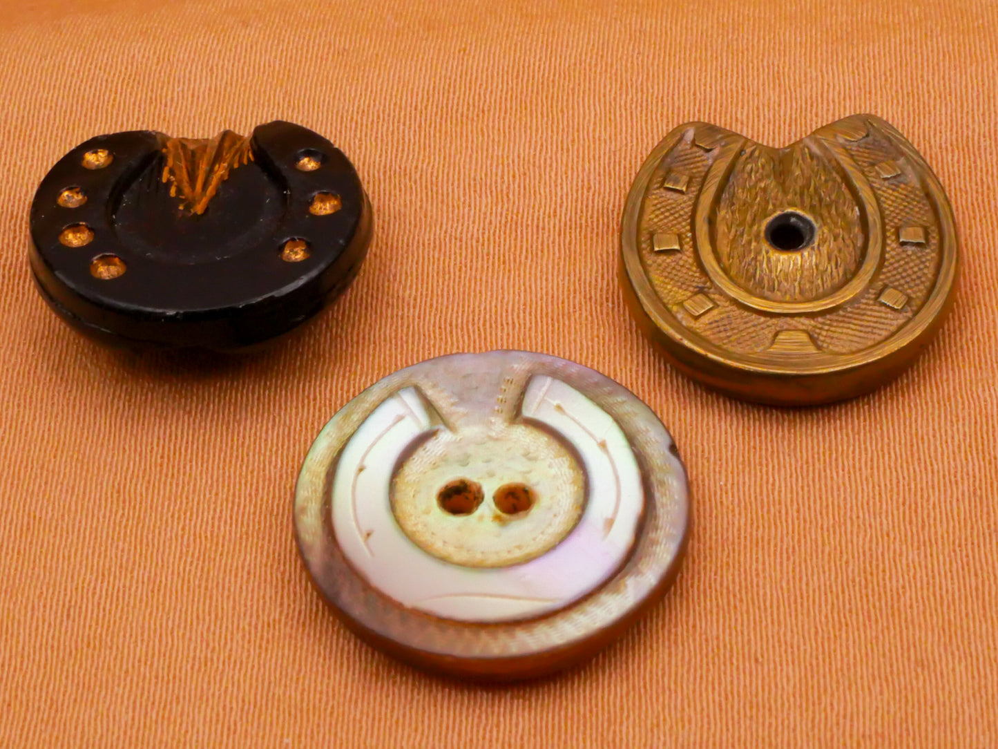 Horseshoe Lucky Charm Western Antique Button Various 16-17mm