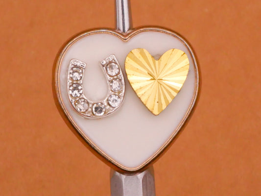 Lucky in Love Horseshoe Heart Enamel Metal Button 16mm