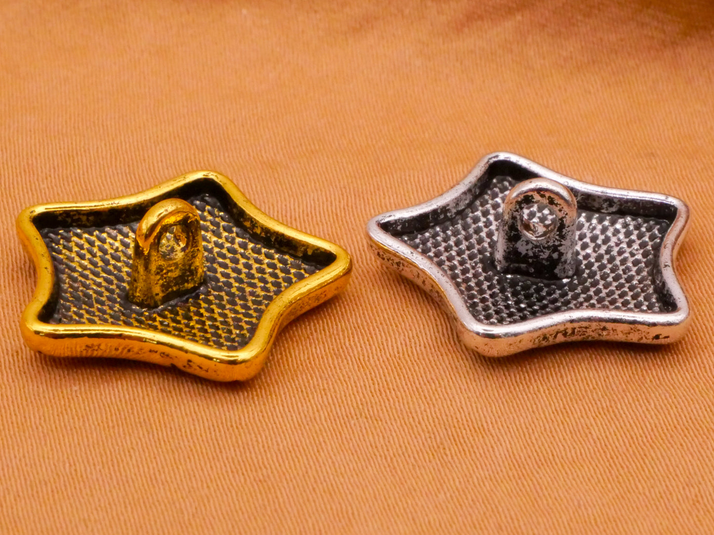 Lucky Star Verbal Gold or Silver Metal Button Various 19mm