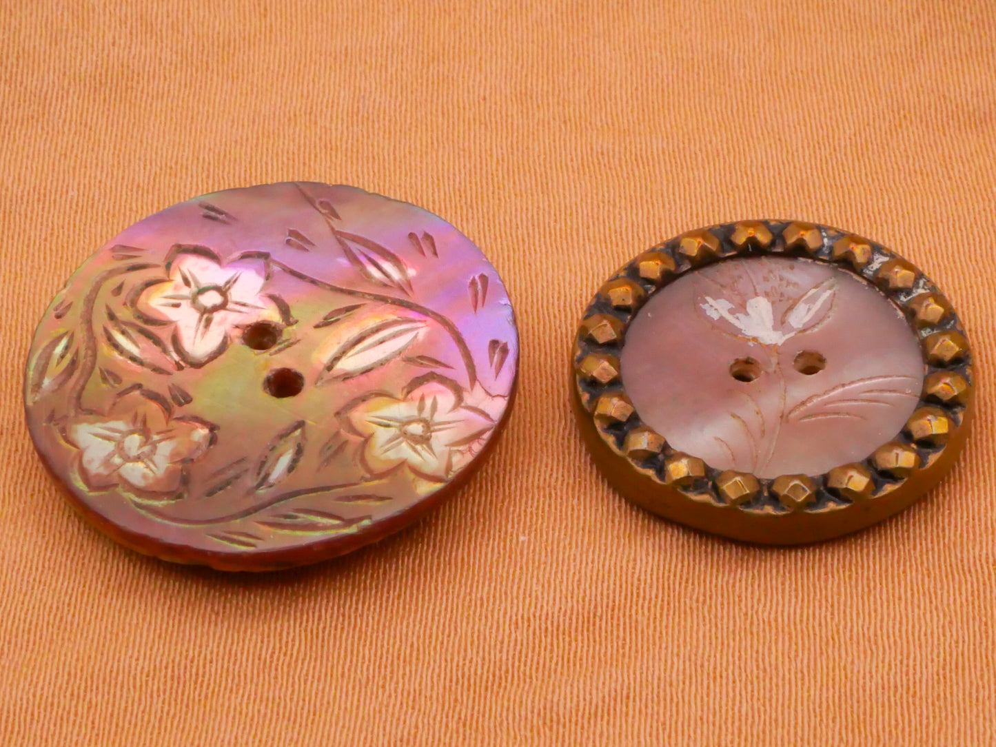 Flower Floral Etched Carved Pink Purple Mother of Pearl Button Various 18-22mm