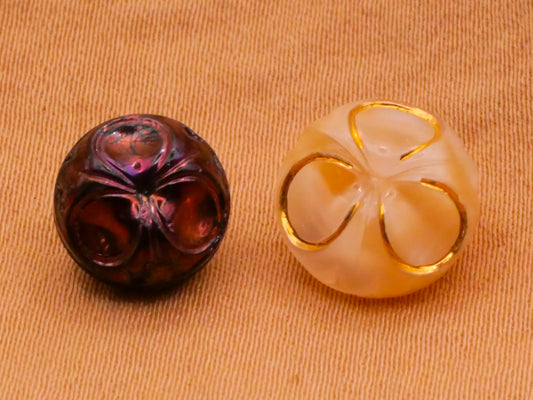 Clover Triad Vintage Glass Pair of Buttons 9-11mm