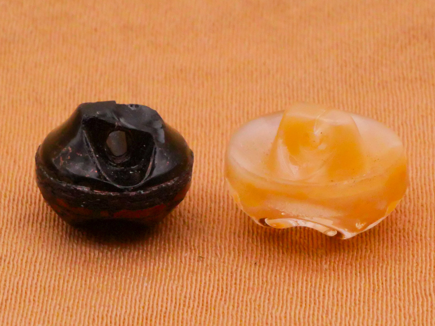 Clover Triad Vintage Glass Pair of Buttons 9-11mm