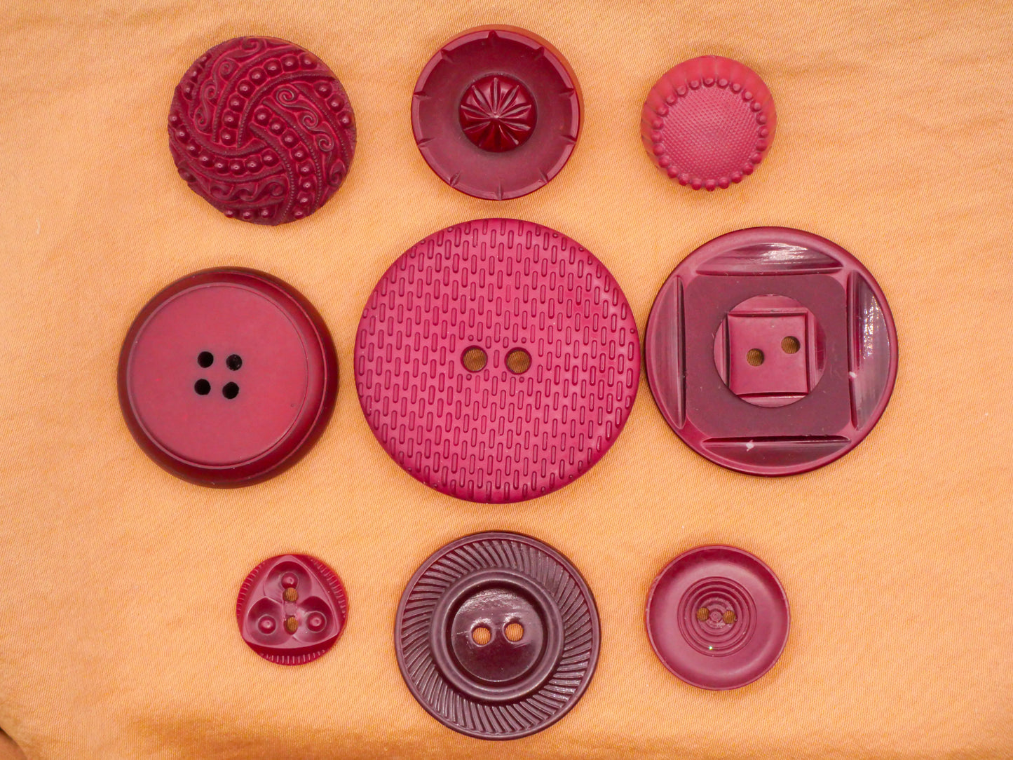 Burgundy Red Vintage Plastic Button Various 15-28mm