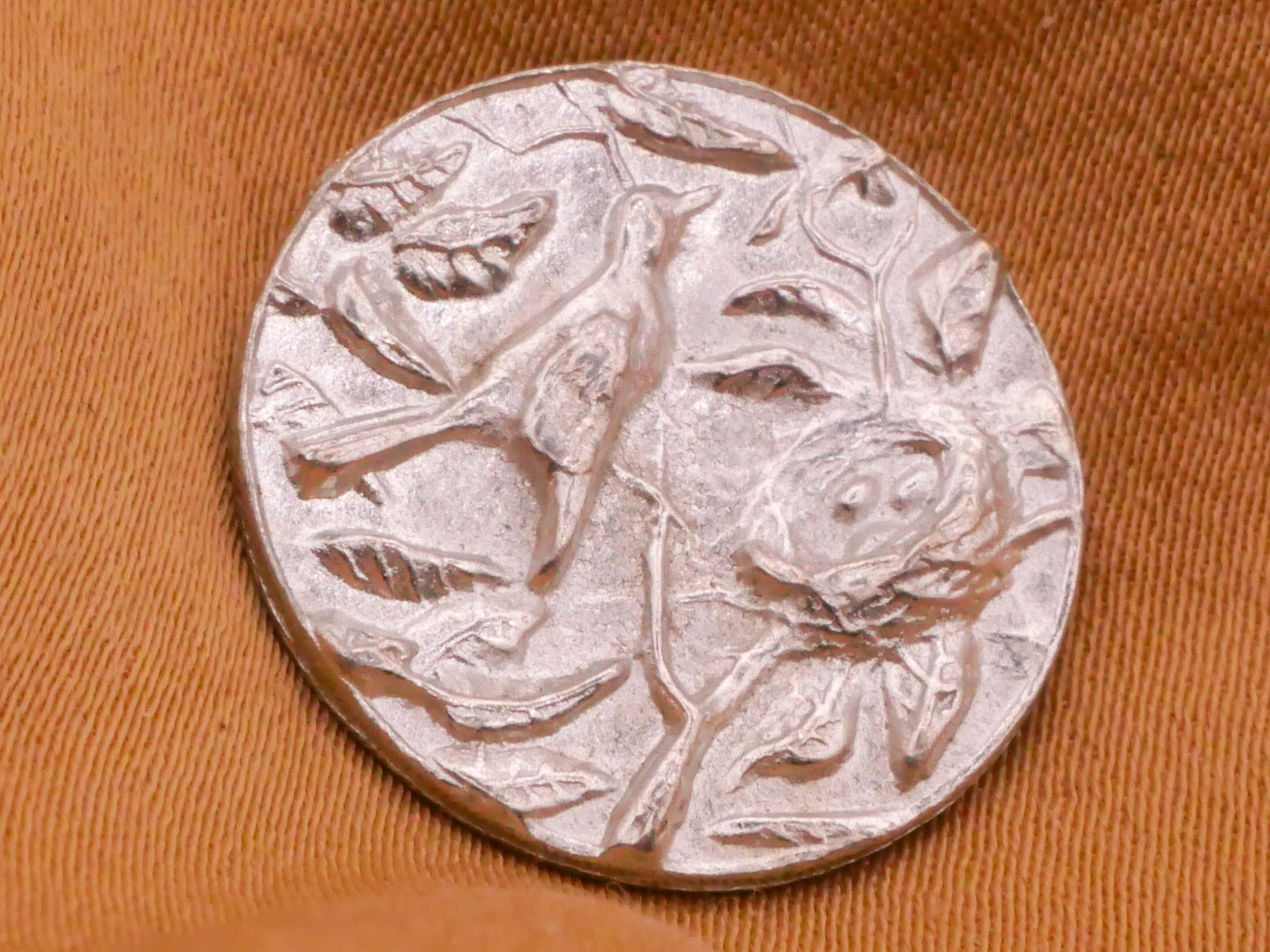 Bird Branch Nest Pewter Metal Randy Miller Button 19mm