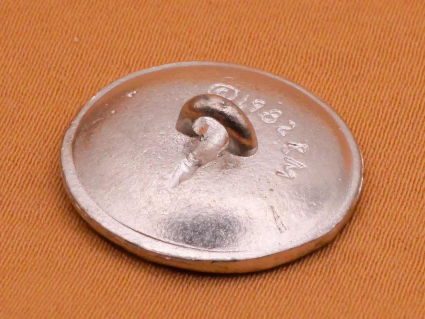 Bird Branch Nest Pewter Metal Randy Miller Button 19mm