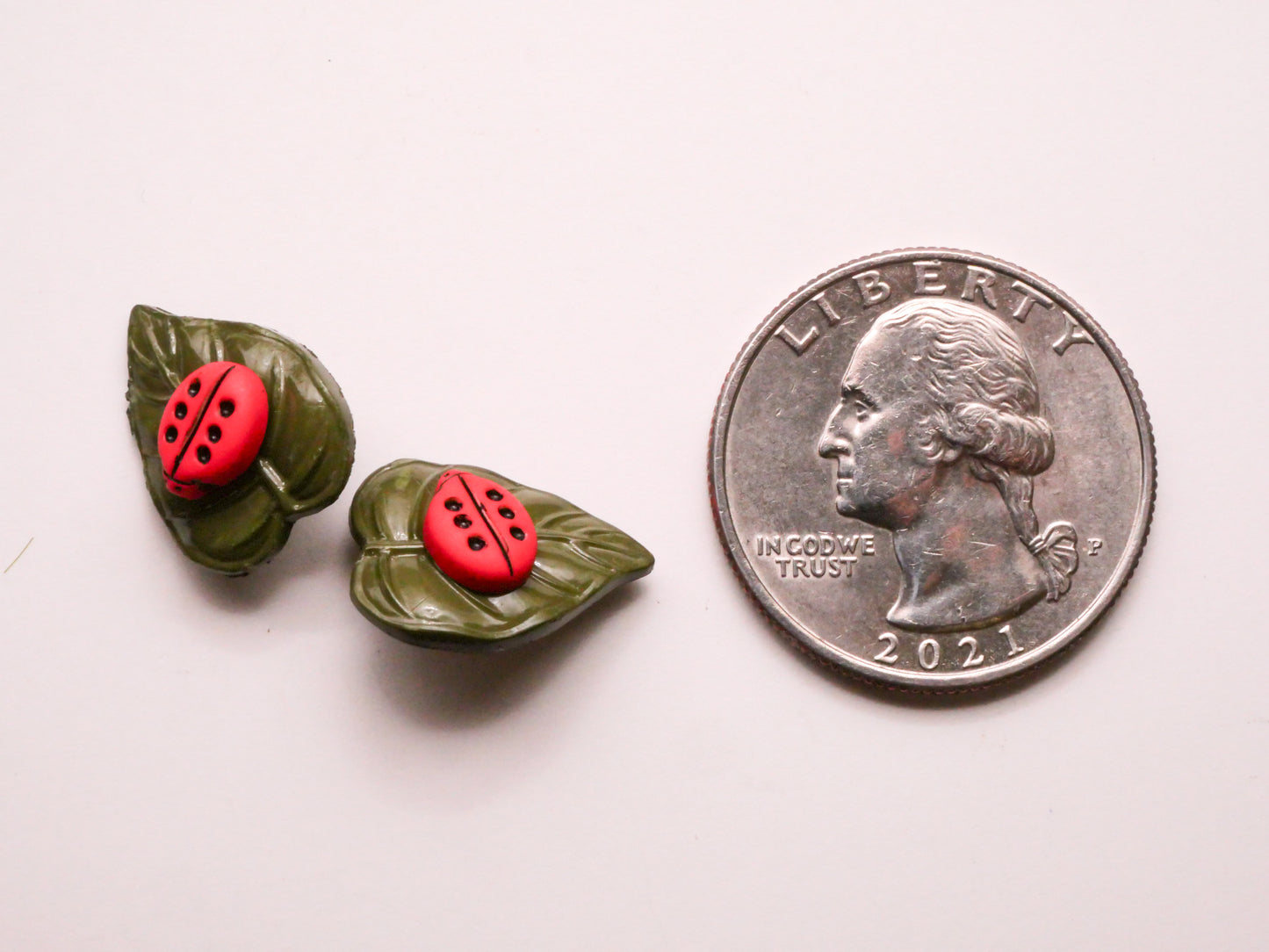 Ladybug Ladybird Leaf Snap-Together Vintage Plastic Pair of Buttons 13x17mm