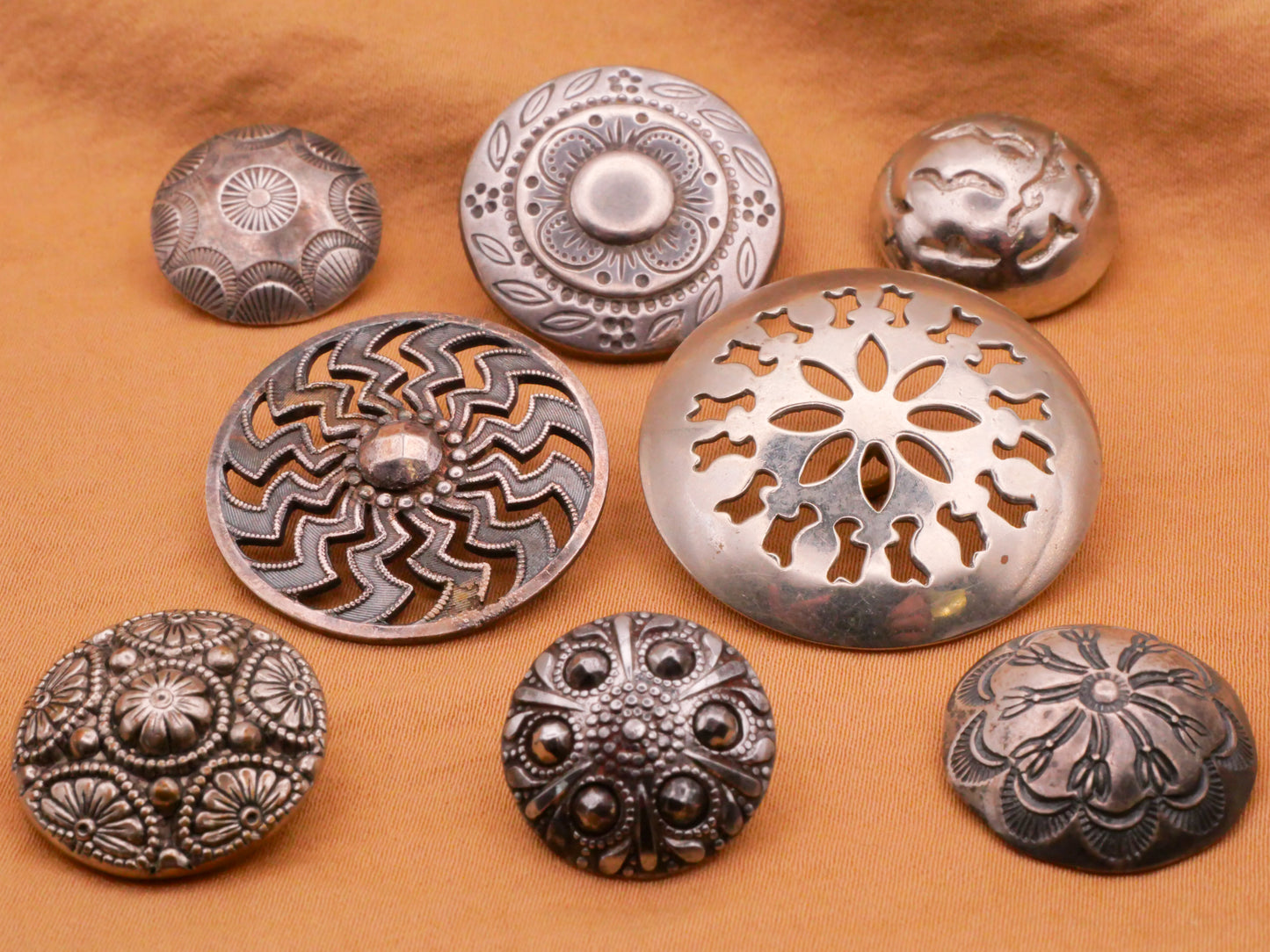 Southwest Tribal Concho Vintage Metal Button Various 17-31mm