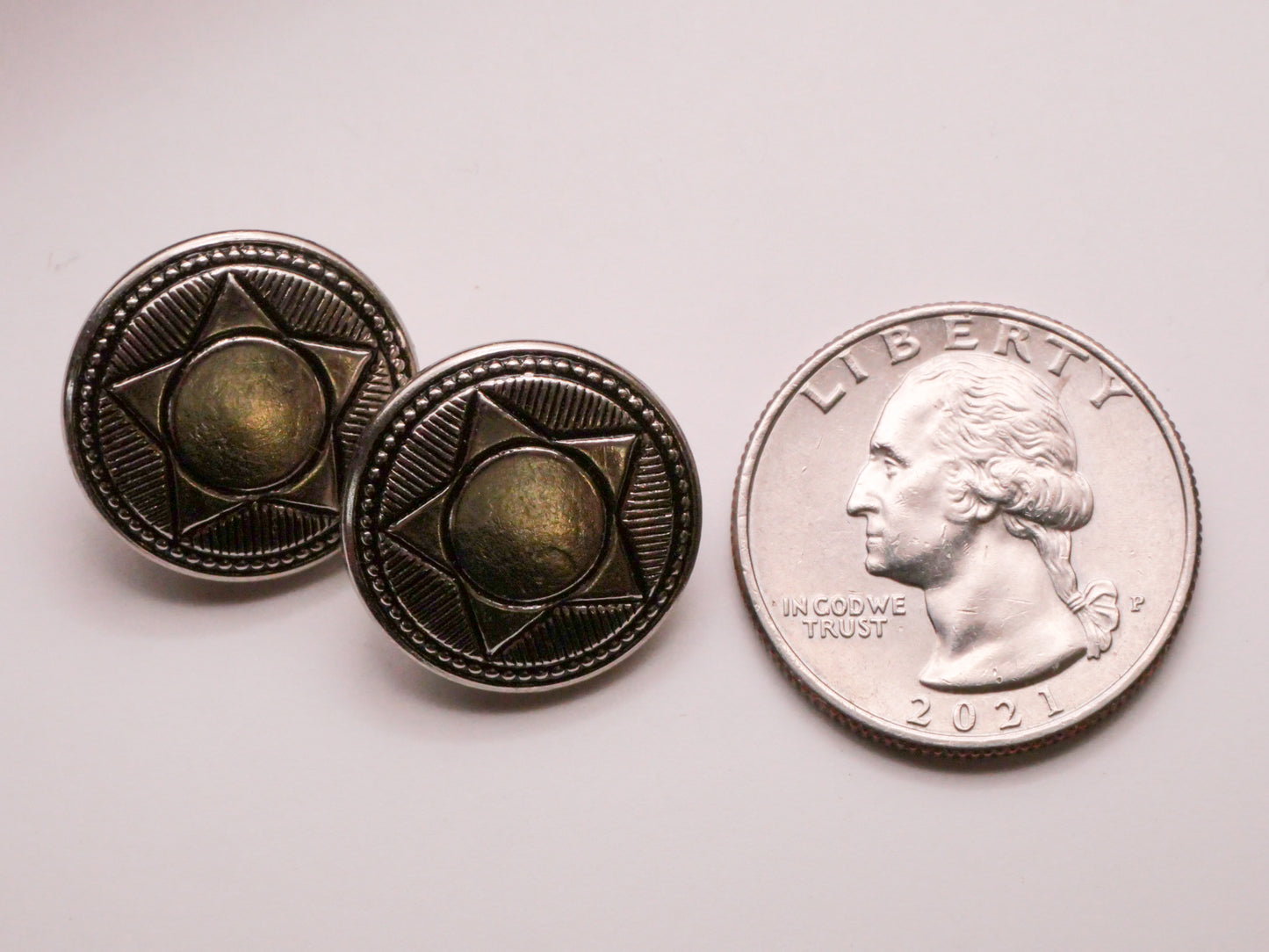 Star Western Vintage Silver Metal Pair of Buttons 18mm