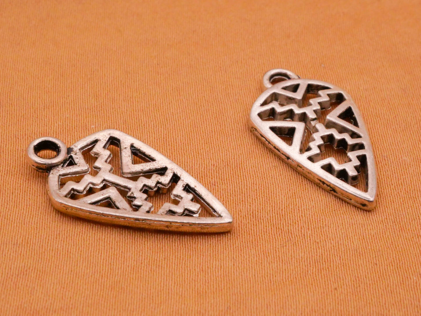 Arrowhead Tribal Design Silver Metal Pair of Charms Embellishments 13x25mm