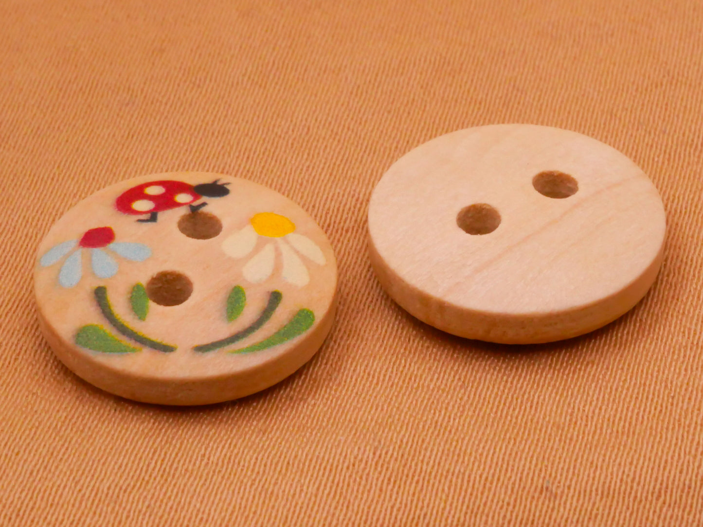 Ladybug Ladybird Flower Wood Set of Ten Buttons 15mm