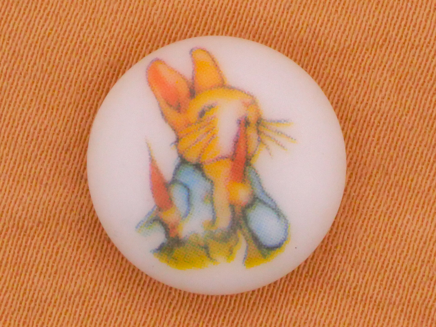 Beatrix Potter Peter Rabbit Radishes Vintage JHB Plastic Button Various 15mm