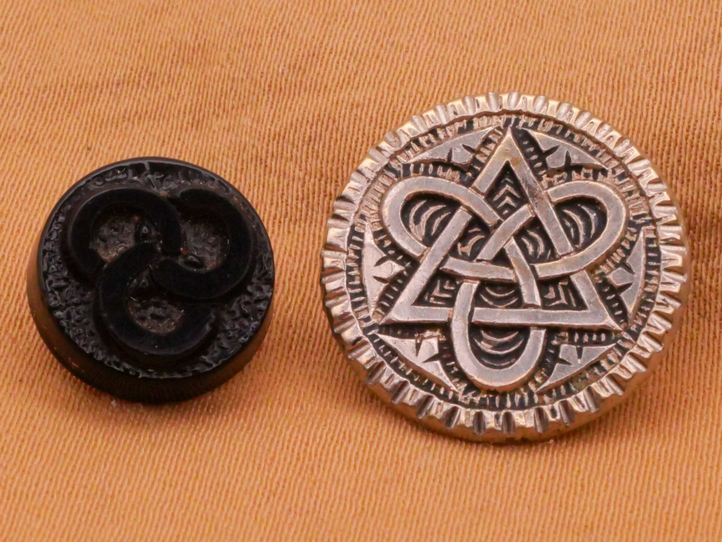 Celtic Trinity Knot Triad Glass or Metal Button Various 11-17mm
