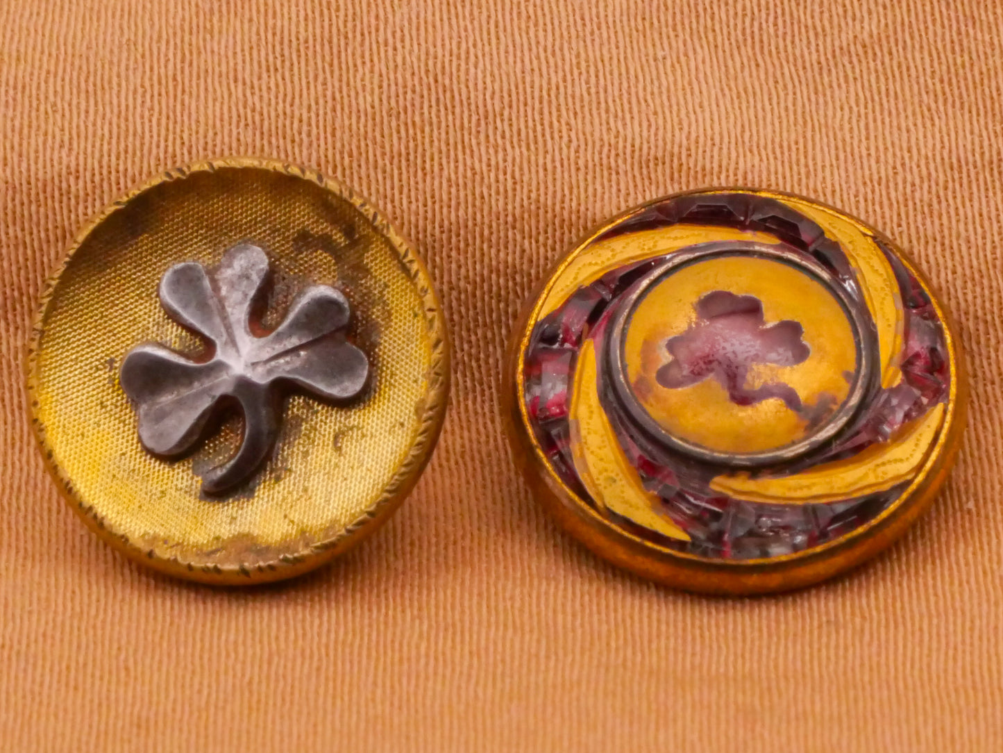 Clover Three-Leaf Victorian Metal Button Various 14-15mm