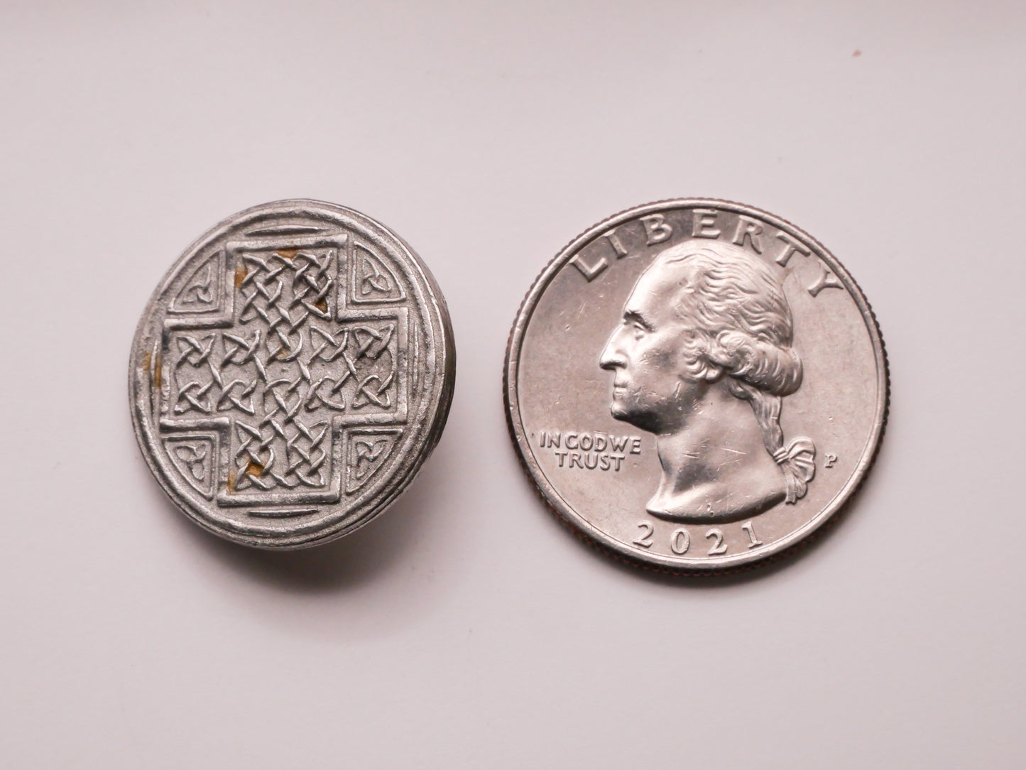 Cross Celtic Knot Pewter Metal Randy Miller Button 22mm