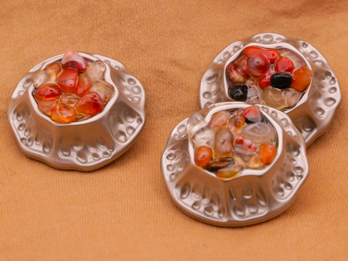 Mound Resin Stones Silver Metal Button 25x26mm
