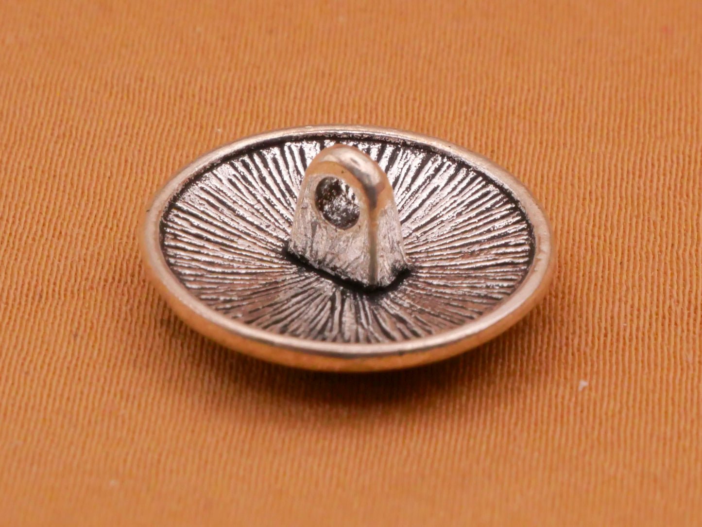 Celtic Knot Cross Look Antiqued Silver Metal Button 17mm