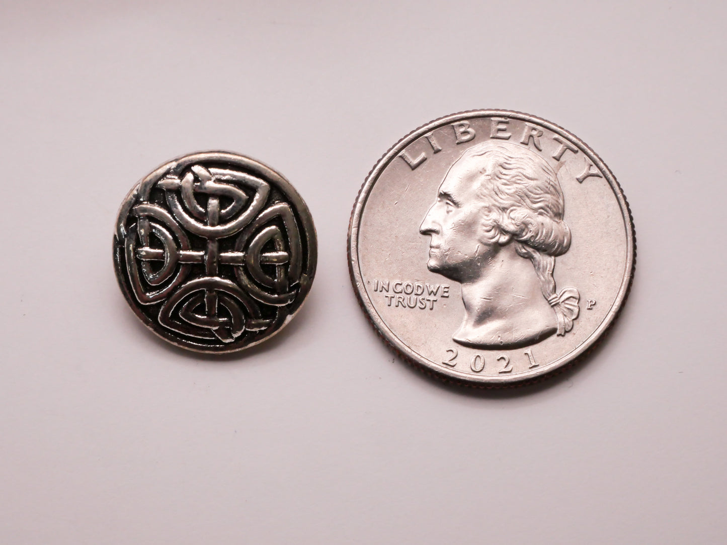 Celtic Knot Cross Look Antiqued Silver Metal Button 17mm