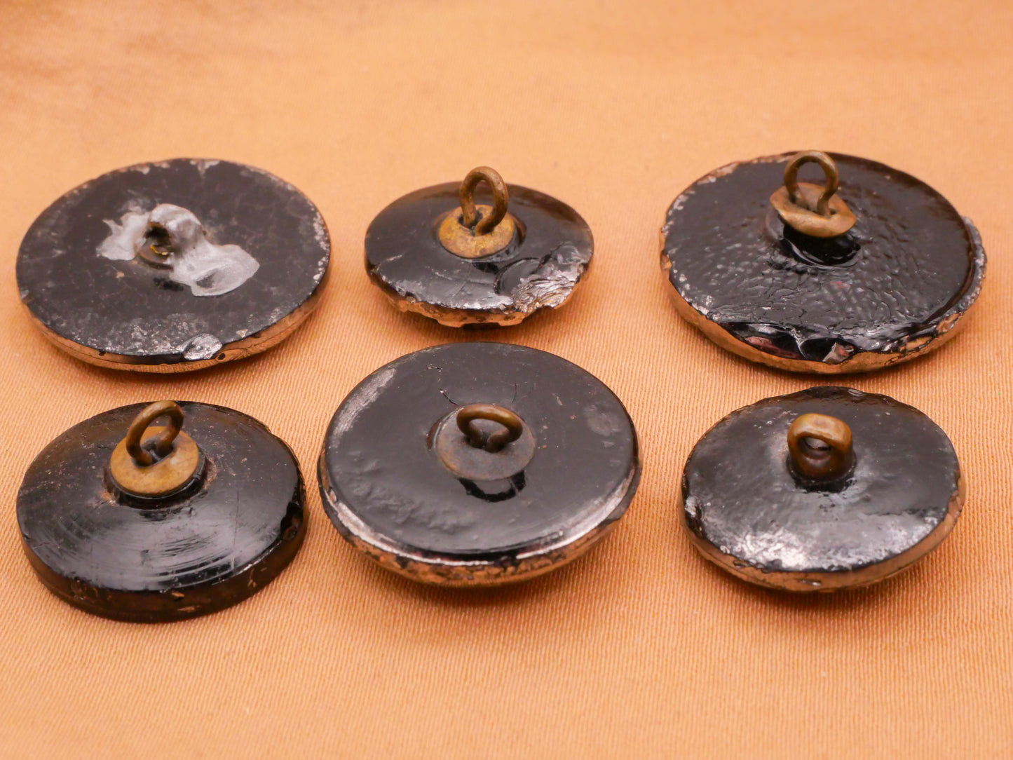 Flower Border Silver Luster Black Glass Button Various 17-23mm
