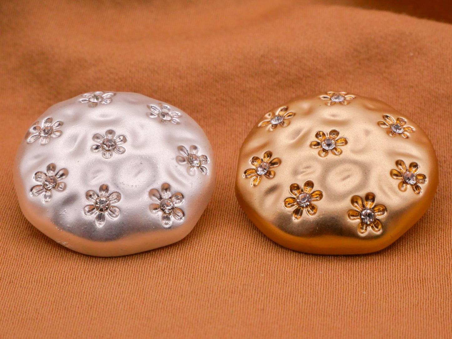 Flower Rhinestone Texture Soft Silver or Gold Metal Button Various 22mm