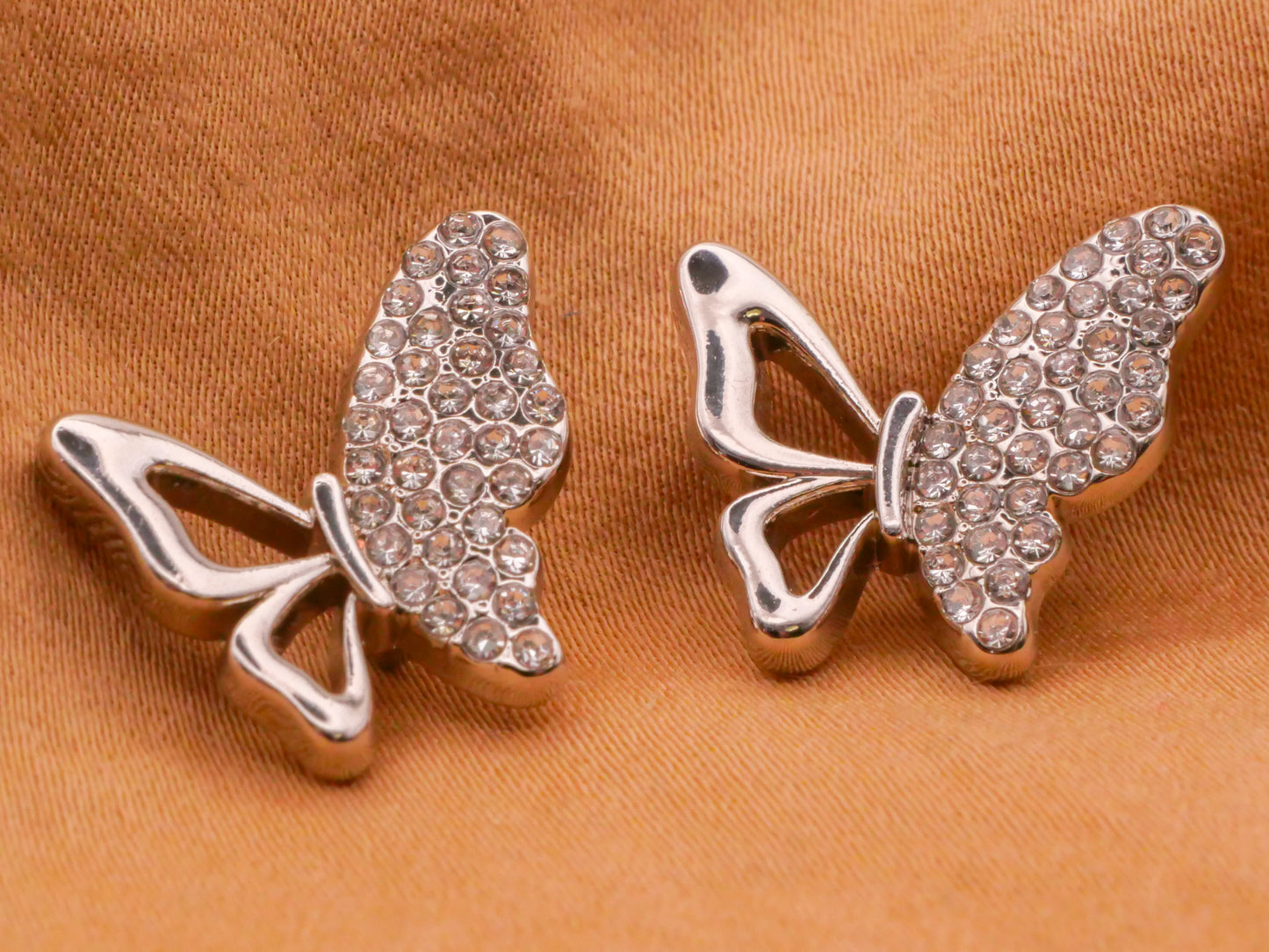 Butterfly Pierced Rhinestone Silver Metal Button 15x18mm