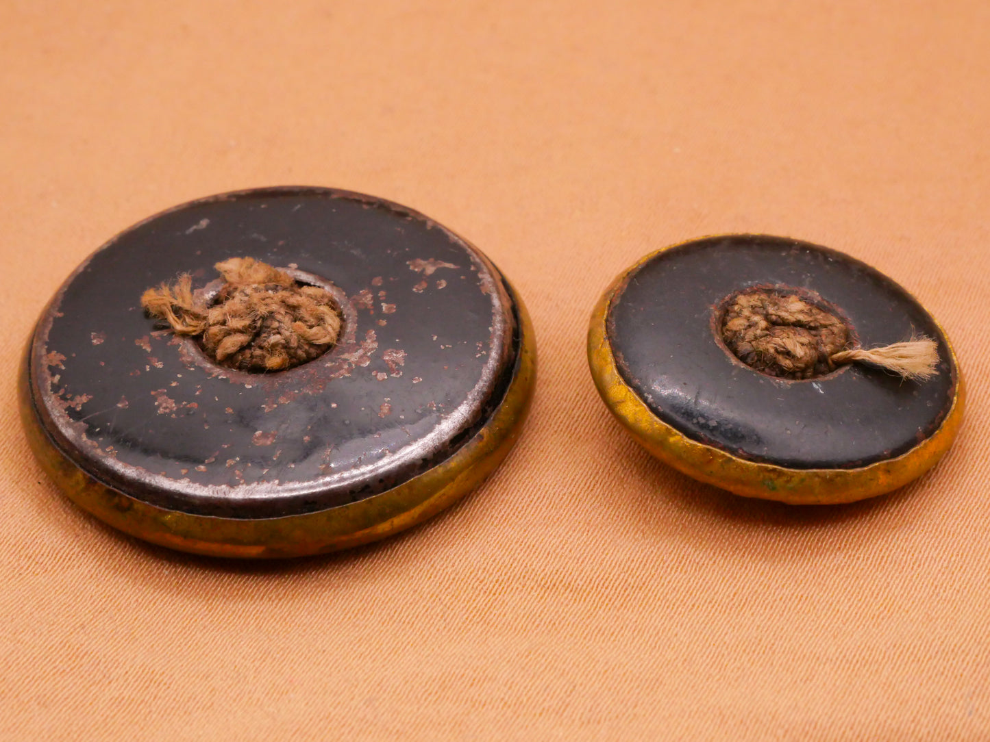 Mandala Fan Design Pad Back Metal Button Various 23-32mm