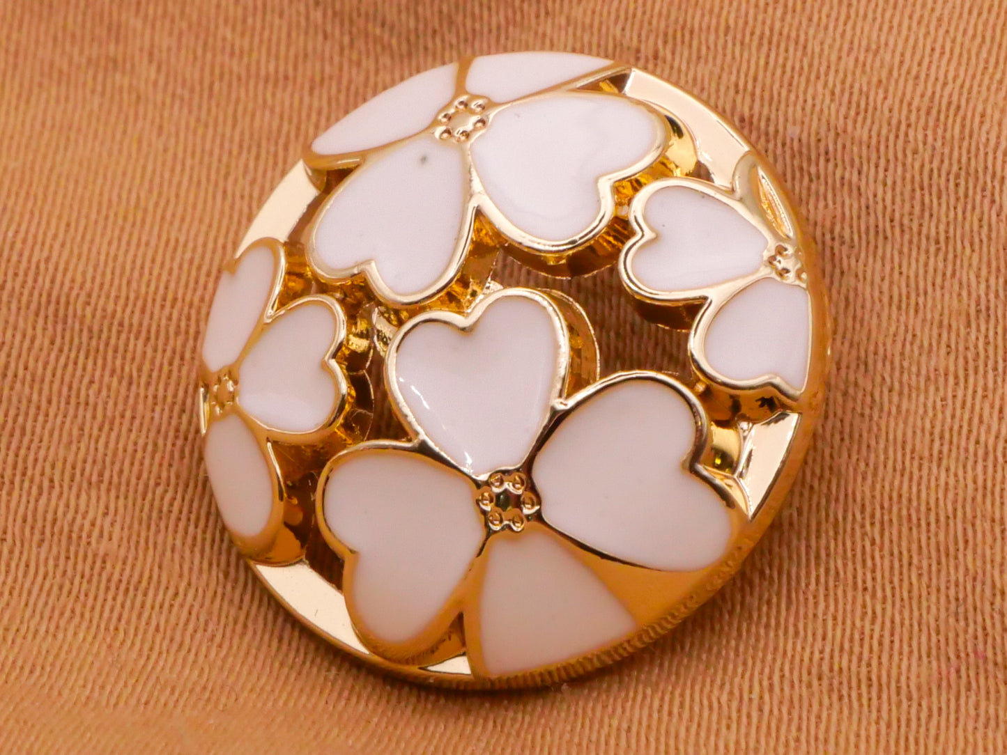 Clover Spray Heart Leaf Enamel Gold Metal Button 18mm