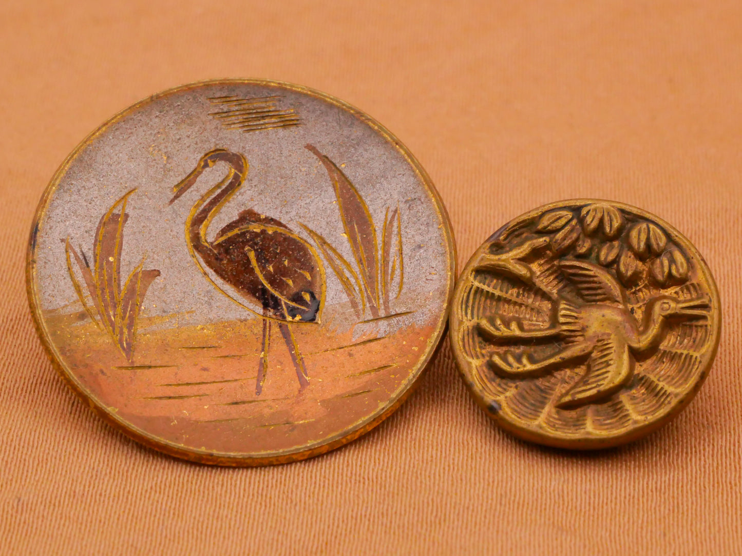 Crane Bird Victorian Brass Metal Button Various 17-26mm