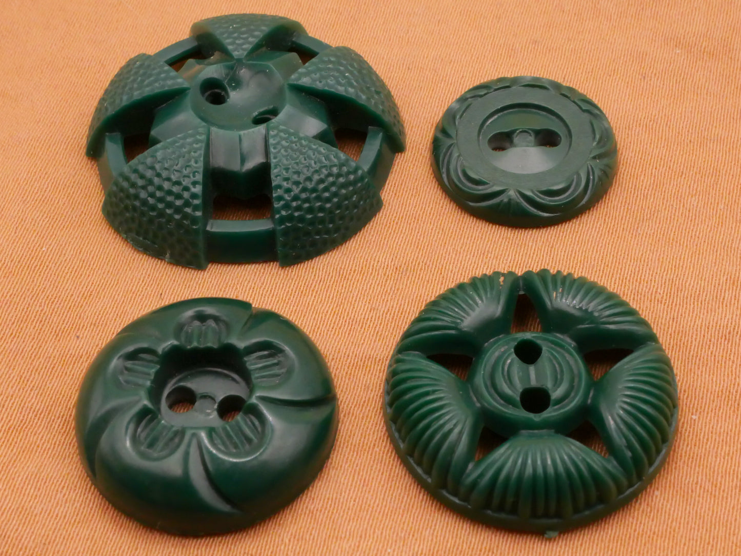 Hunter Green Five Point Design Housecoat Vintage Plastic Button Various 15-26mm