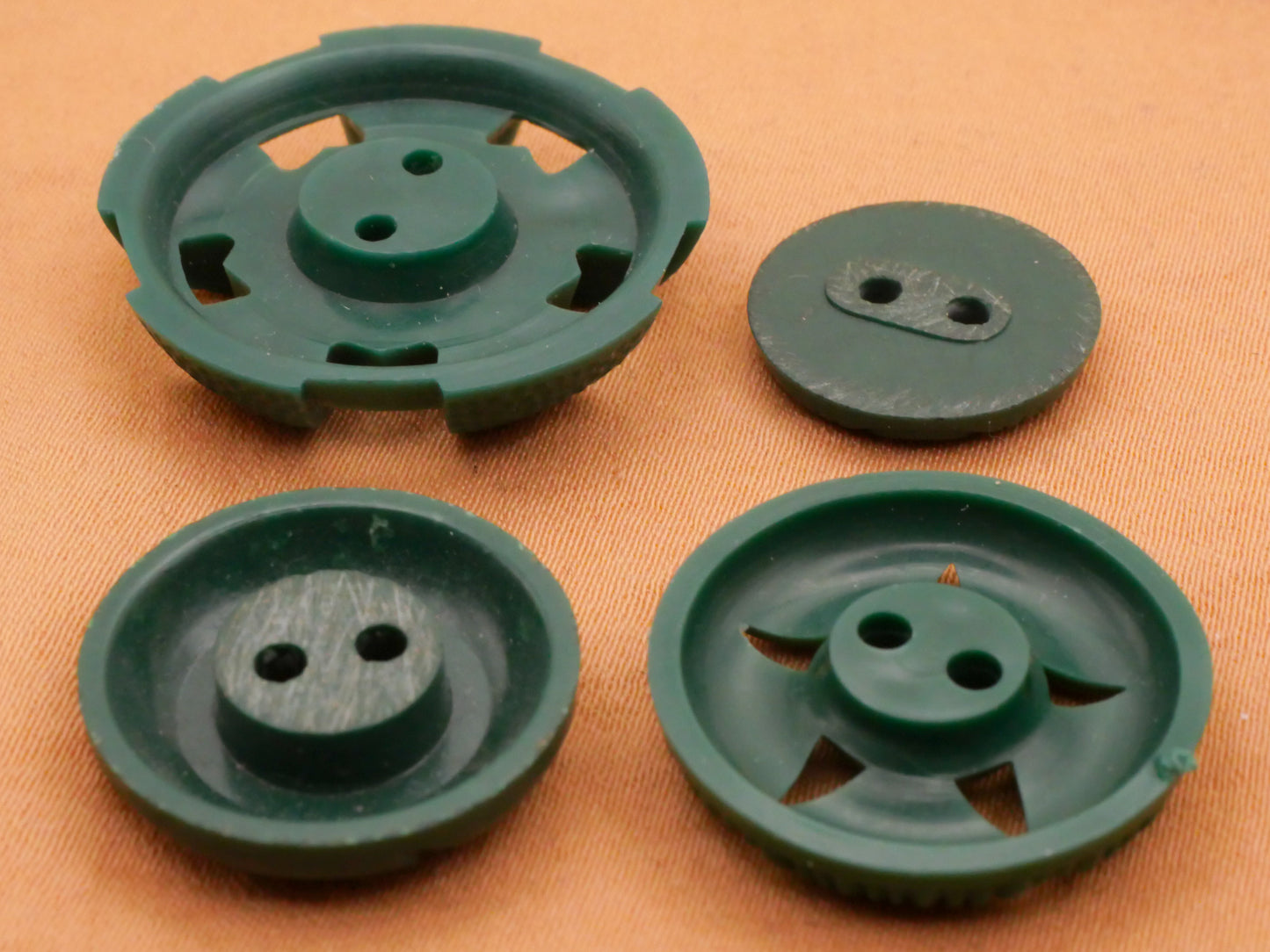 Hunter Green Five Point Design Housecoat Vintage Plastic Button Various 15-26mm