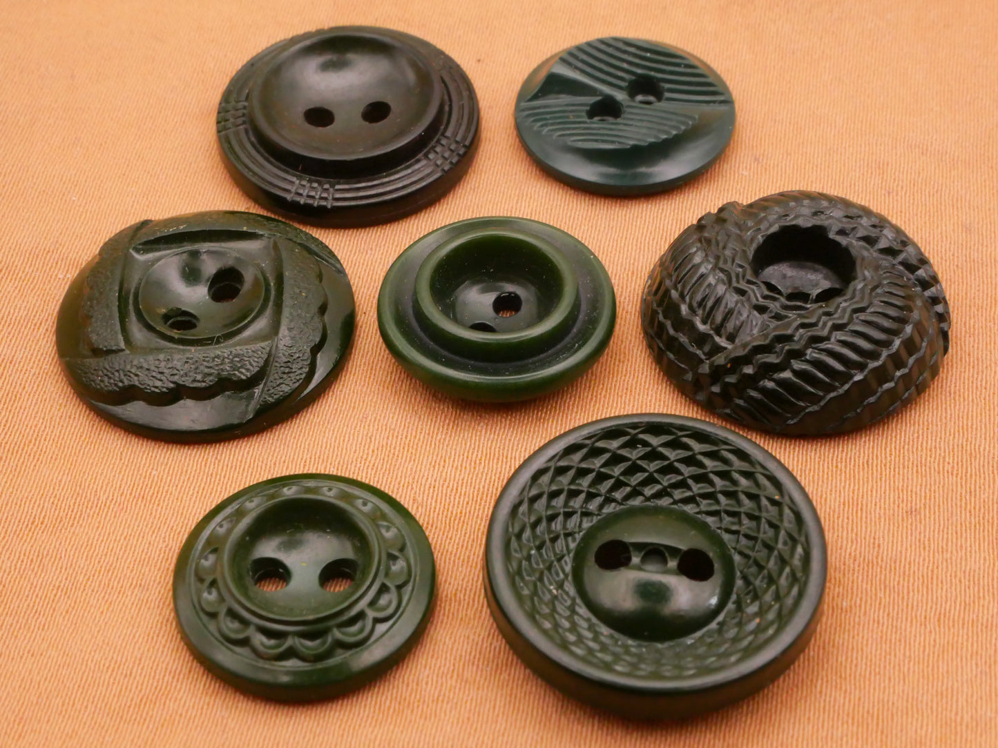 Dark Green Housecoat Vintage Plastic Button Various 15-19mm
