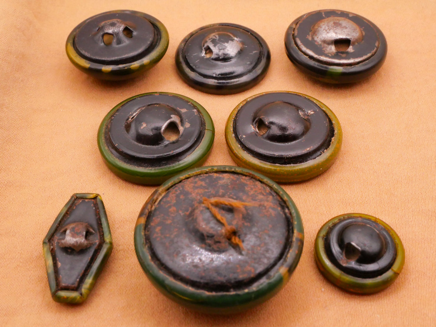 Green Design Celluloid Early Plastic Button Various 12-28mm