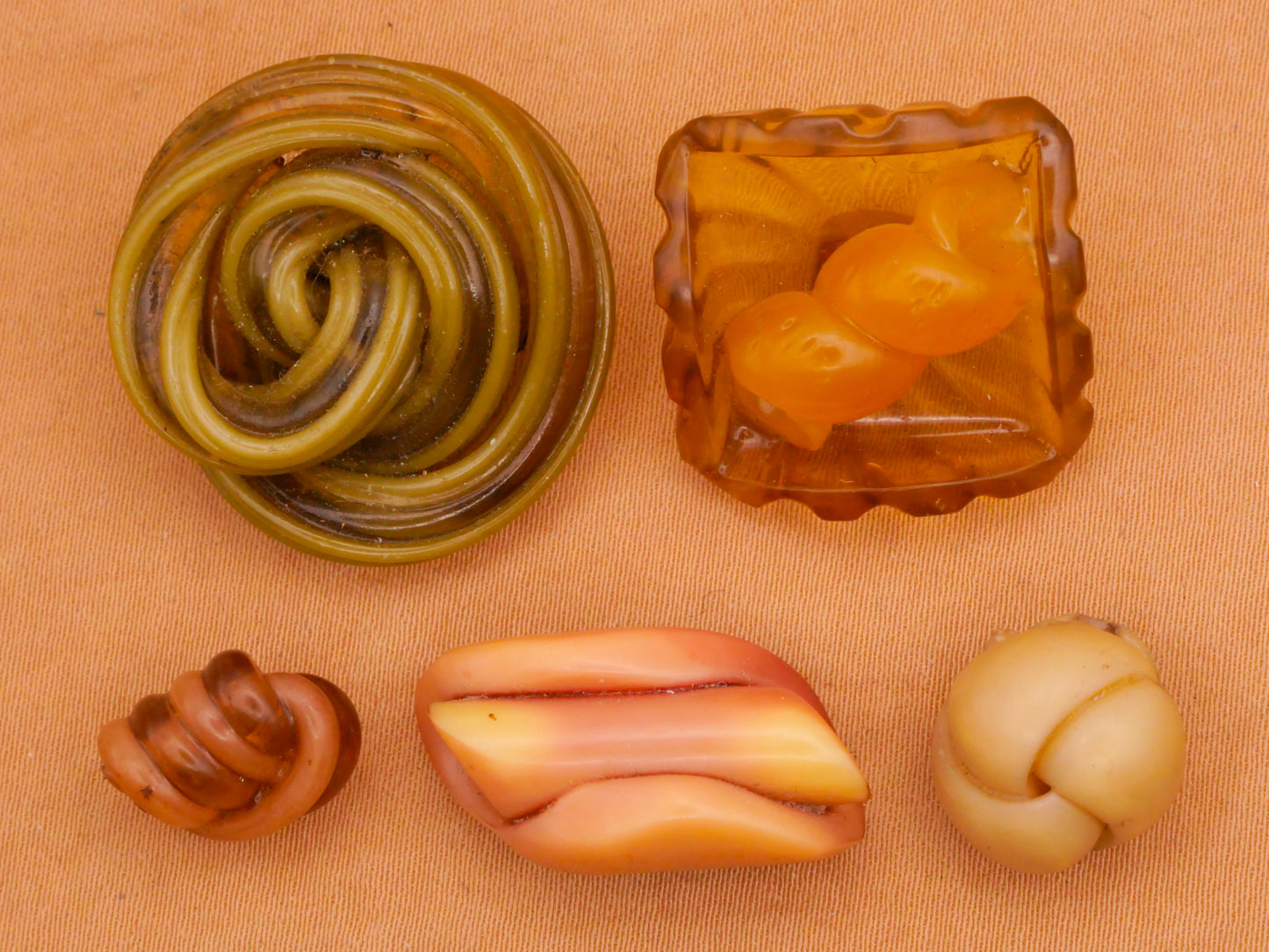 Neutral Tone Extruded Celluloid Early Plastic Button Various 9-26mm