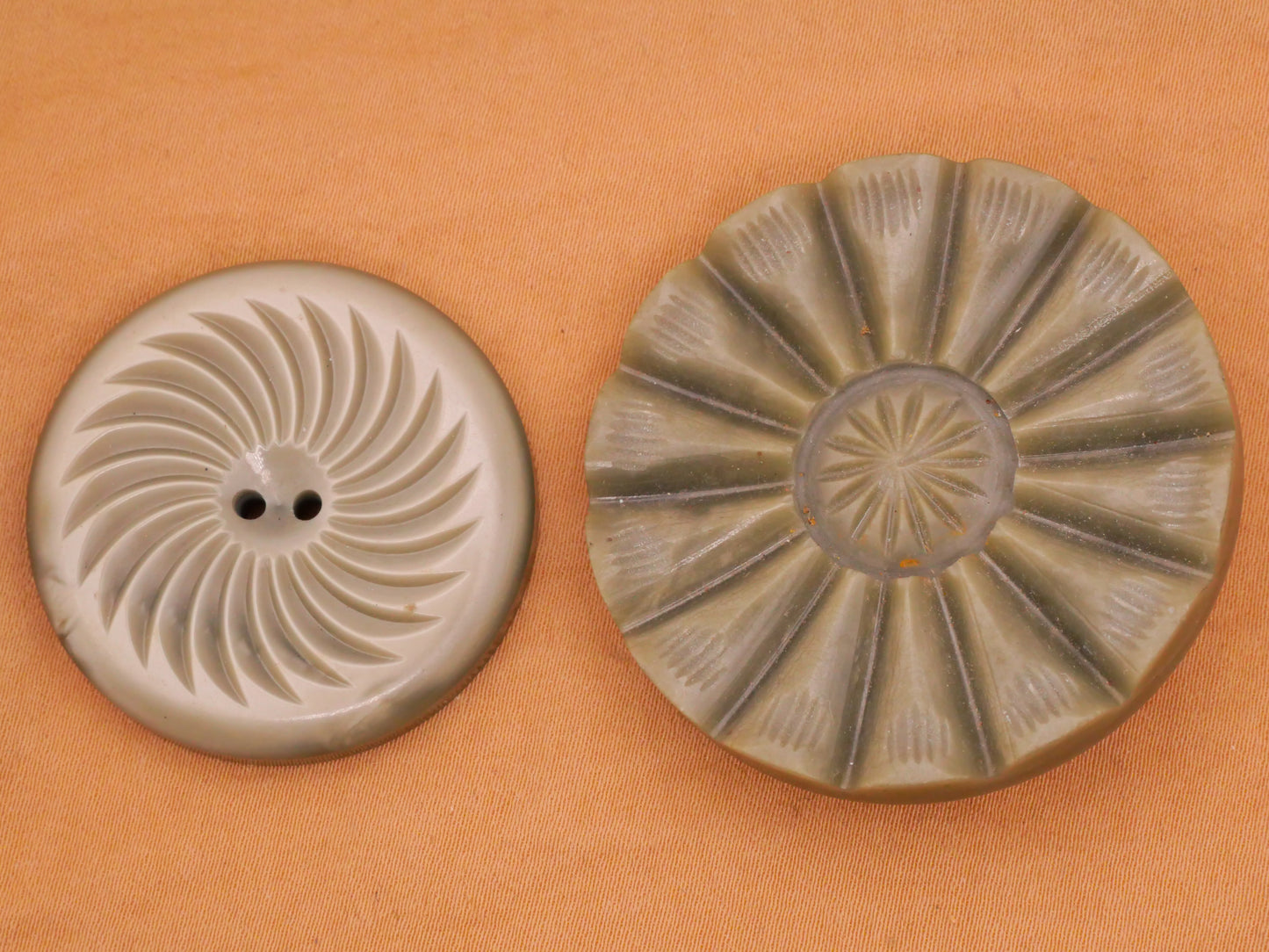 Greenish Grey Array Design Large Vintage Plastic Button Various 34-42mm