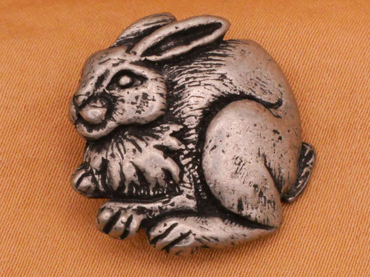 Bunny Rabbit Realistic Zia River Co Pewter Metal Button 22x23mm