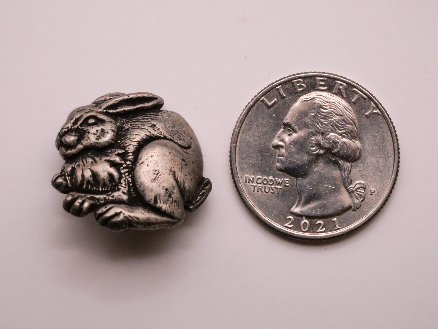Bunny Rabbit Realistic Zia River Co Pewter Metal Button 22x23mm