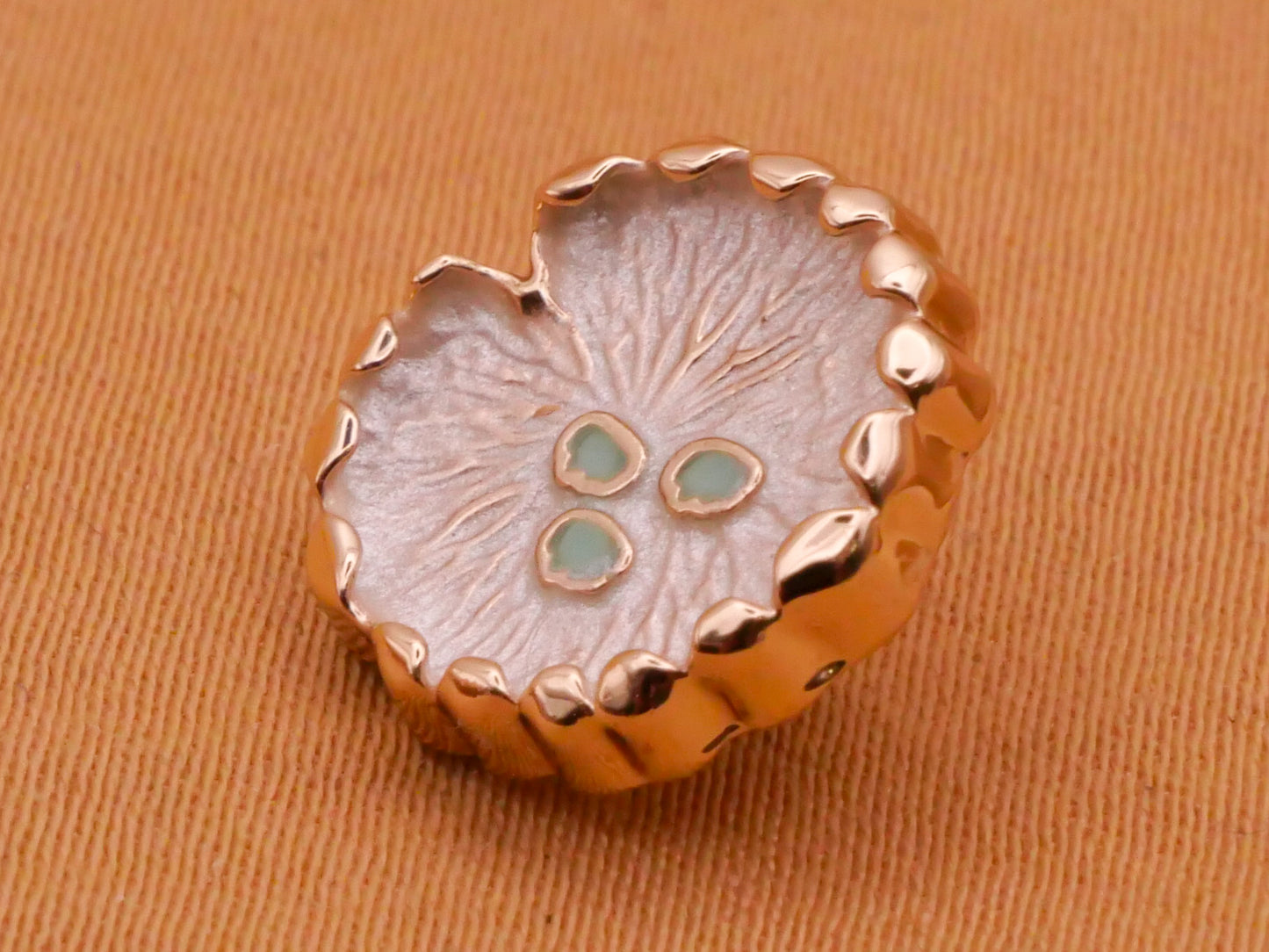 Lily Pad Leaf Enamel Gold Metal Button 12mm