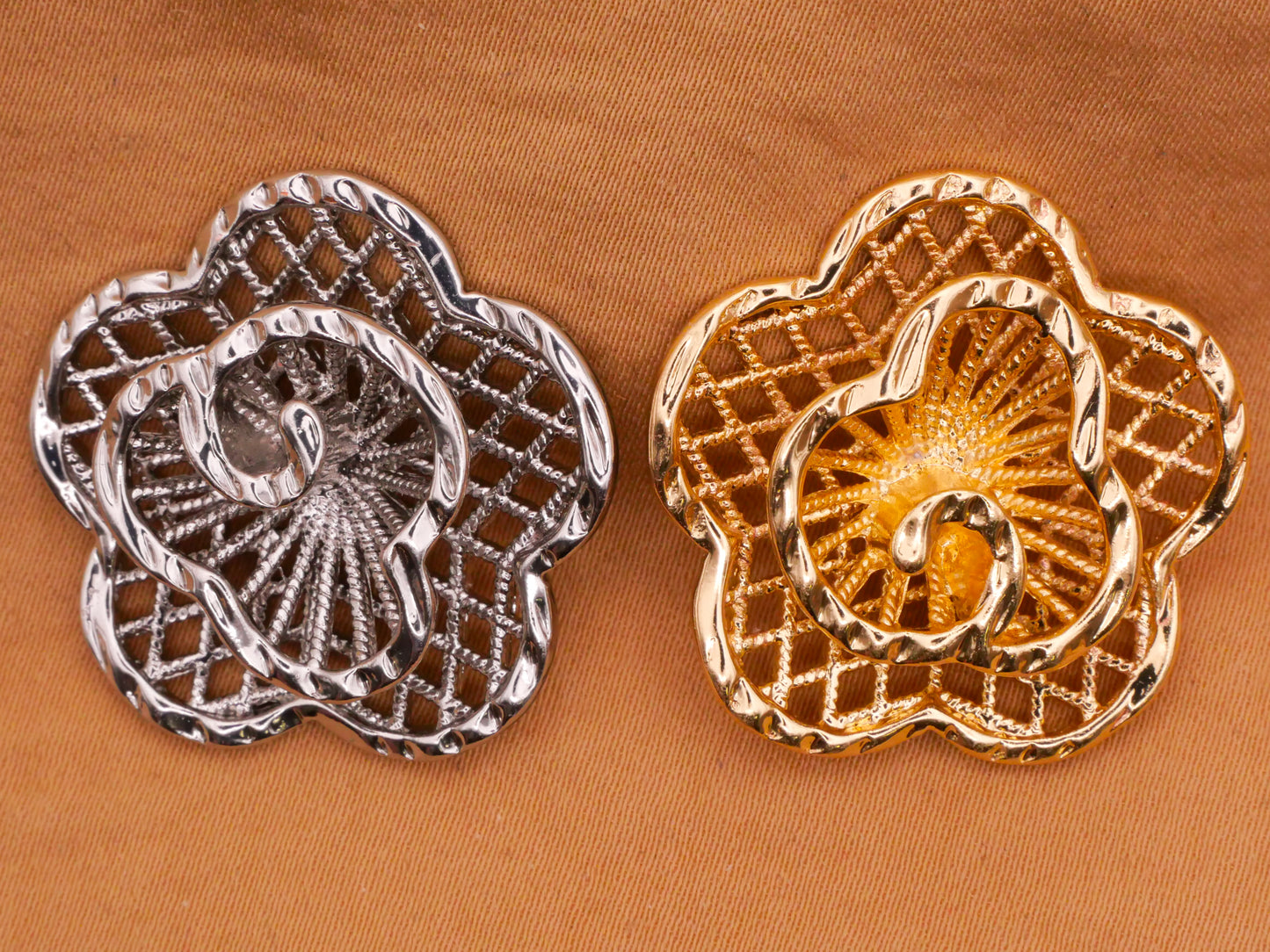 Flower Sculptural Mesh Look Metal Button Various 28mm