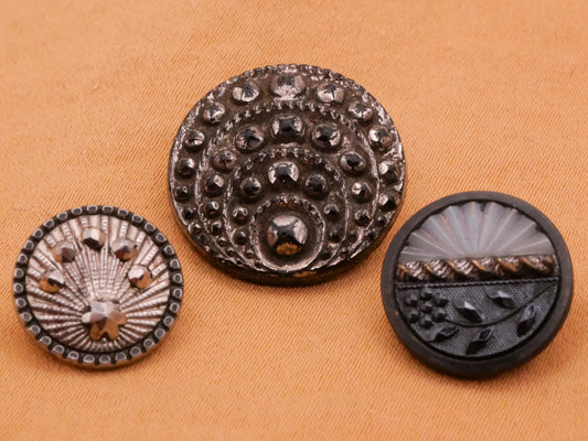 Array Celestial Look Antique Metal or Glass Button Various 12-18mm