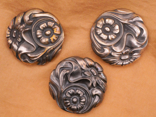 Flower Floral Art Nouveau Metallized Early Plastic Large Button Various 35mm