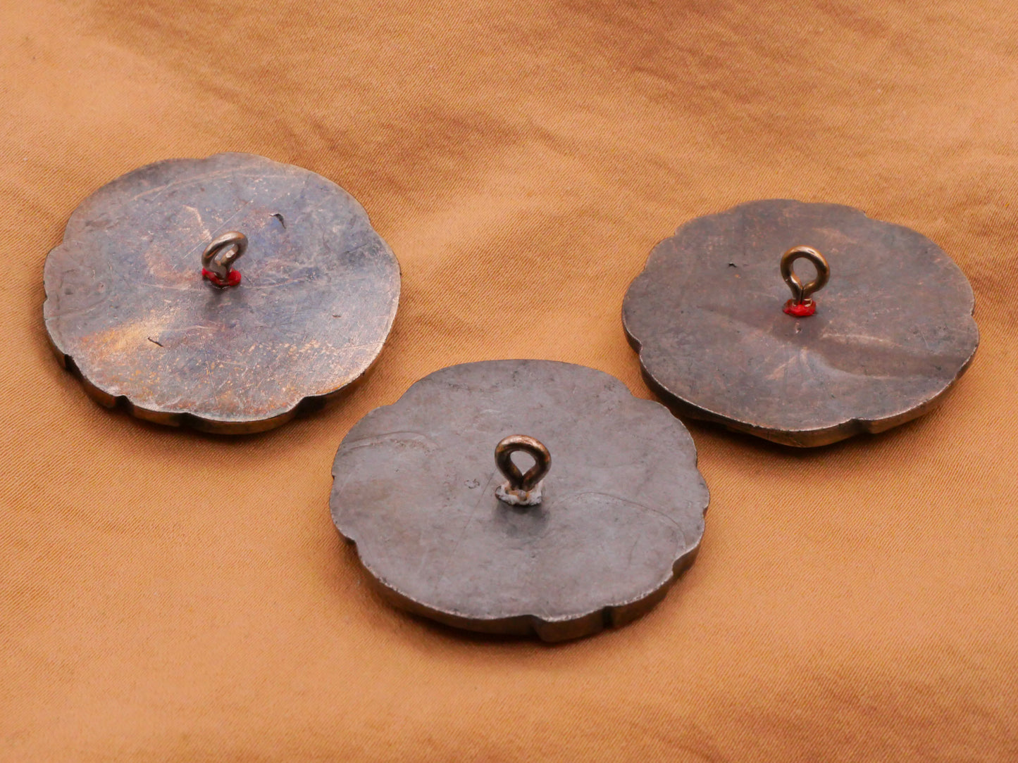 Flower Floral Art Nouveau Metallized Early Plastic Large Button Various 35mm