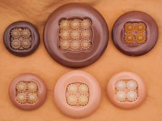 Tufted Quilted Look Celluloid Early Plastic Button Various 27-49mm