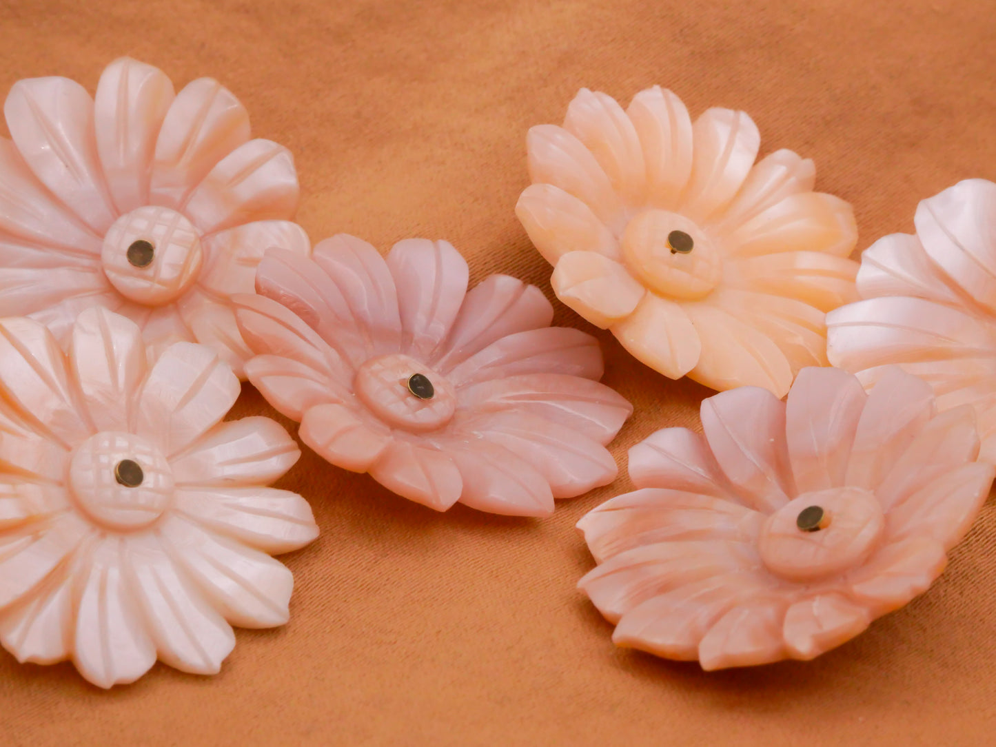 Flower Carved Pink Tone Mother of Pearl Shell Pin Shank Button 28mm