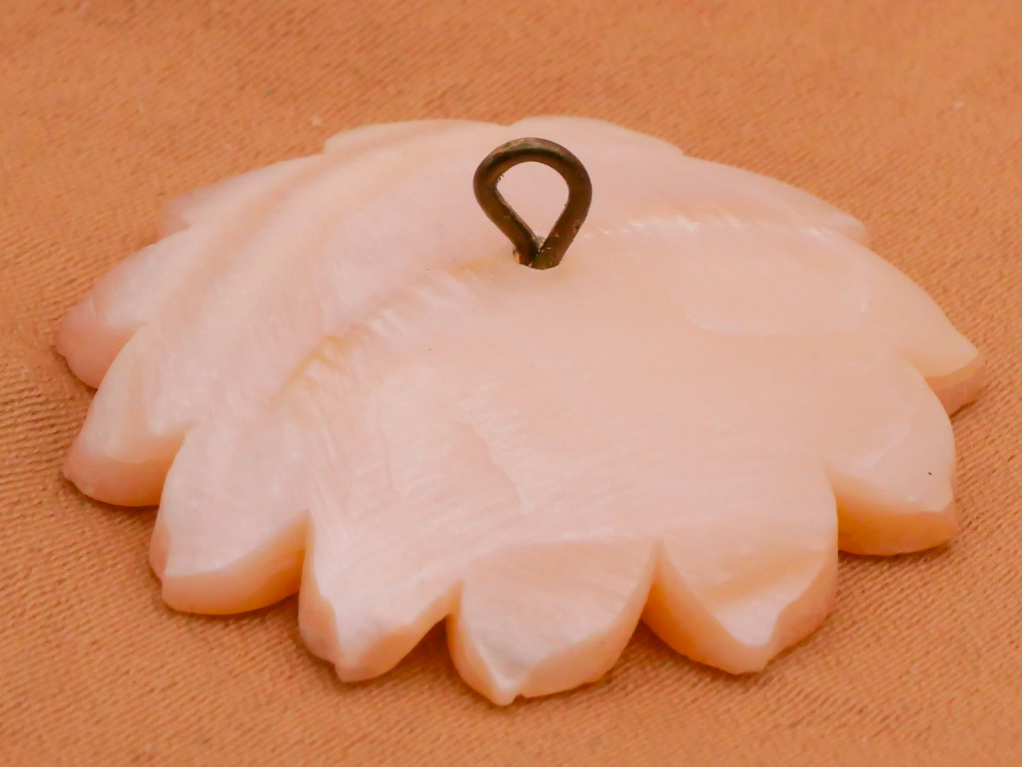 Flower Carved Pink Tone Mother of Pearl Shell Pin Shank Button 28mm