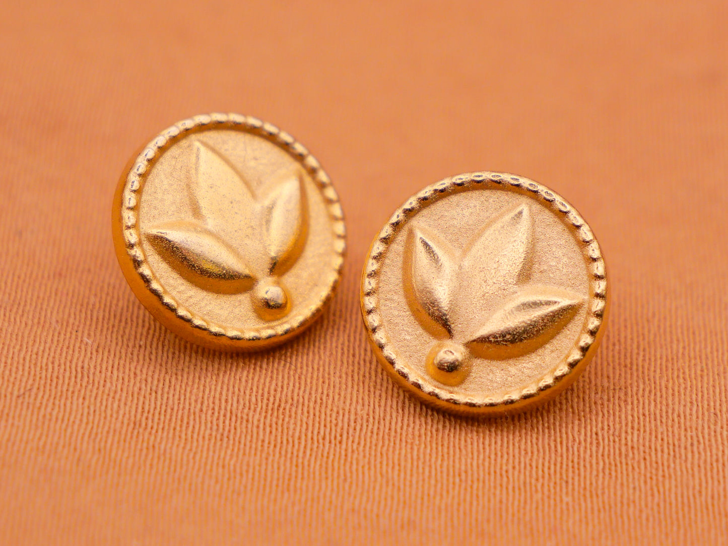 Lily Flower Leaf Metal Pair of Buttons 11mm