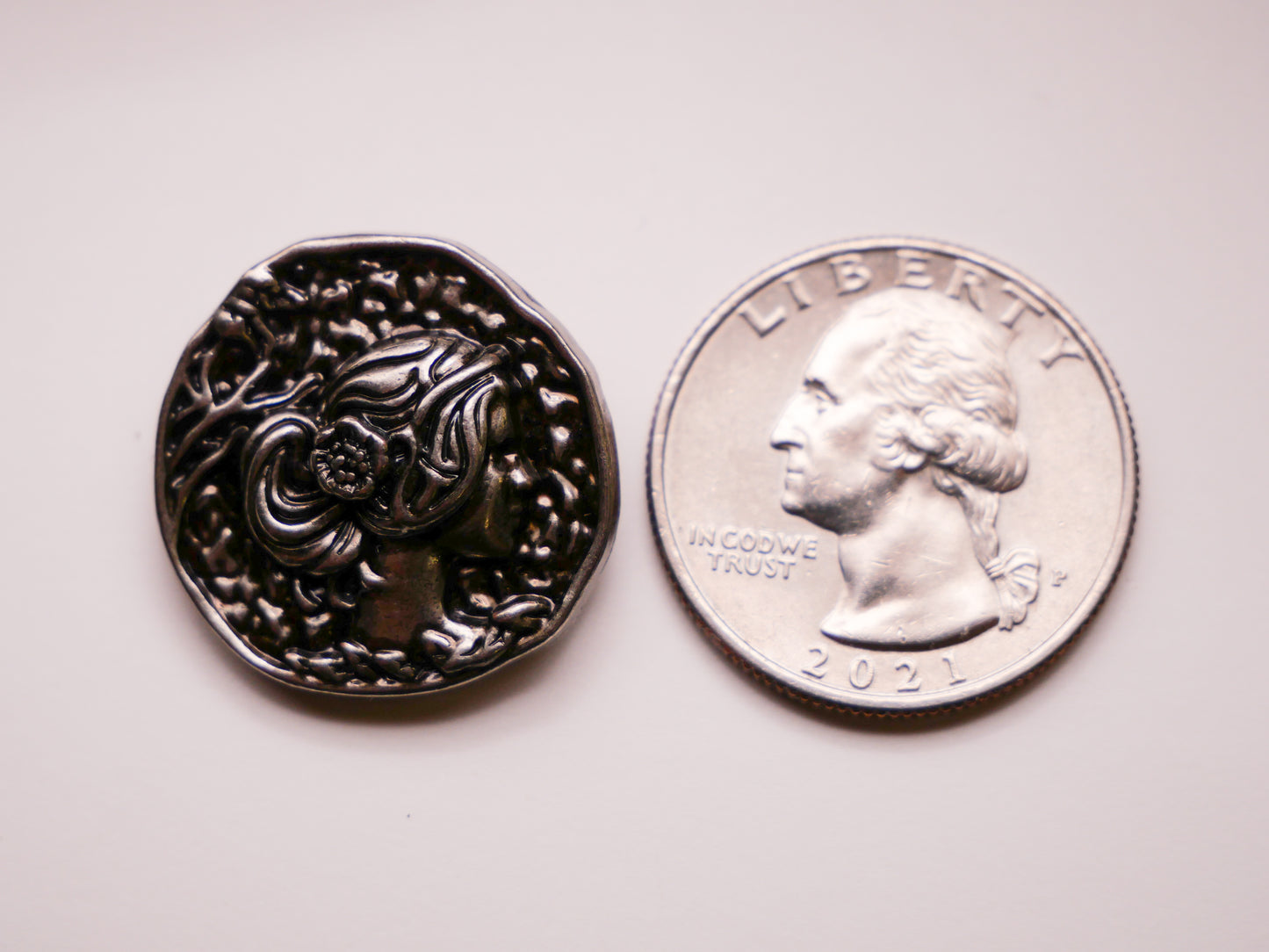 Woman Girl Portrait Flower Antiqued Silver Metal Button 23mm