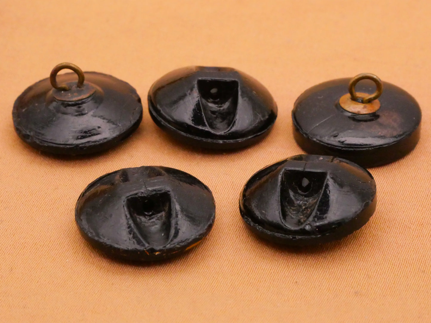 Bird Motif Hand-Painted Accent Black Glass Button Various 18mm